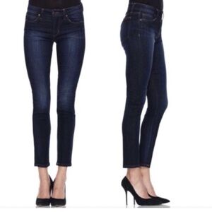 Joe's Jeans Chelsea Midnight blue color Skinny Jeans